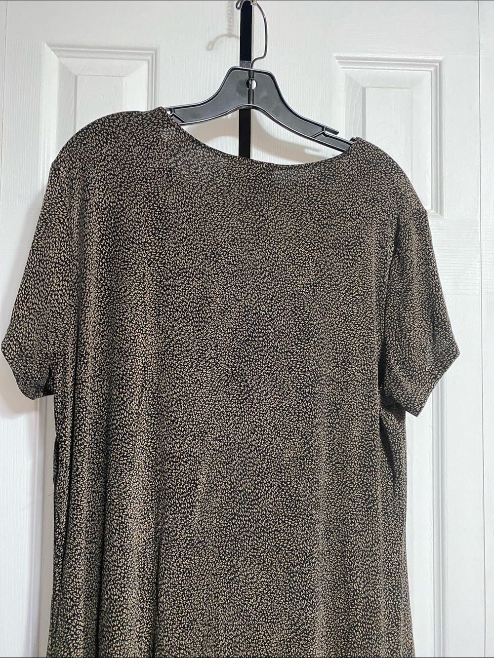 JM Collection black & tan fluid knit shift style dress size 1X - Picture 6 of 8